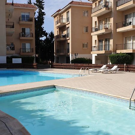 Psyche Harbor Apartamento Pafos Exterior foto